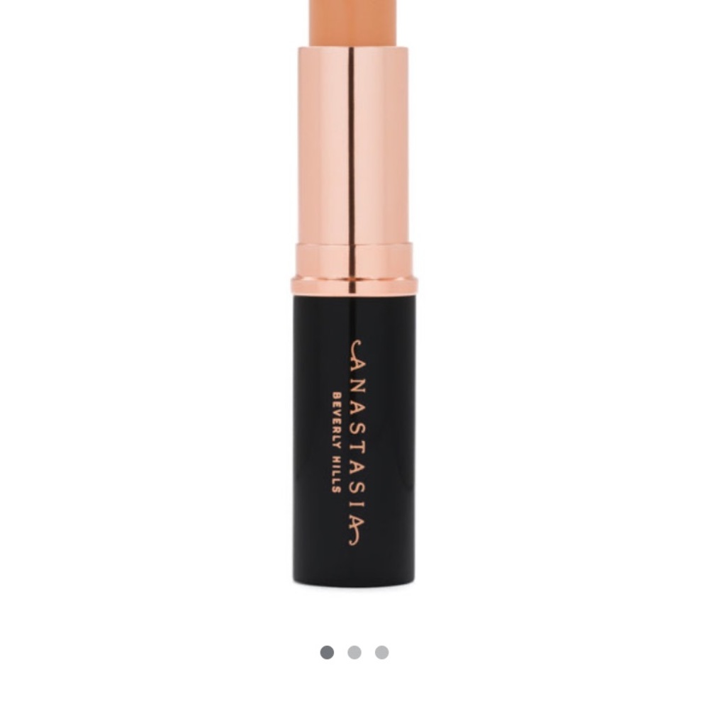 Stick Foundation Tan